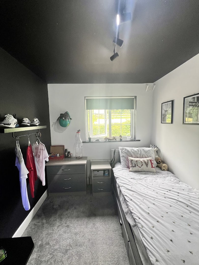Lee and son painting services — Photos 8